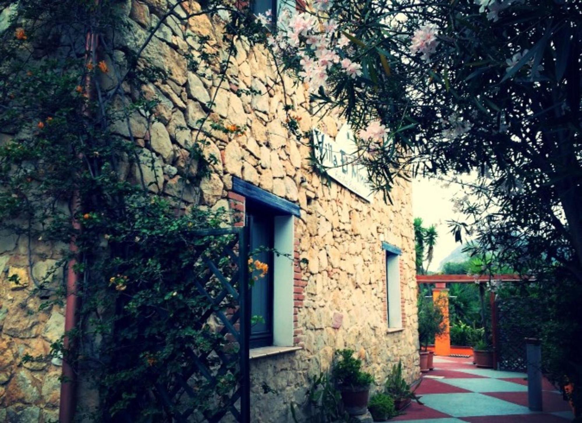 Villa El Minero Gonnesa Exterior foto